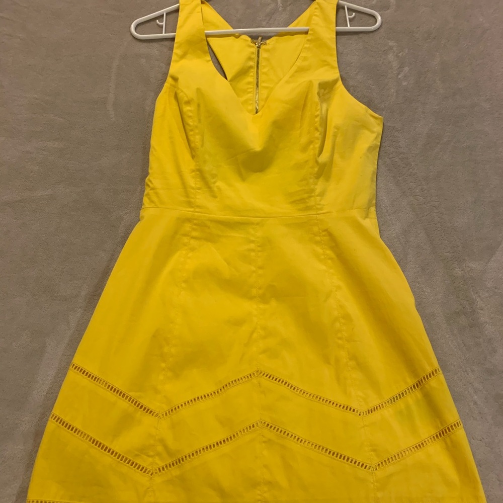 Bebe dress
